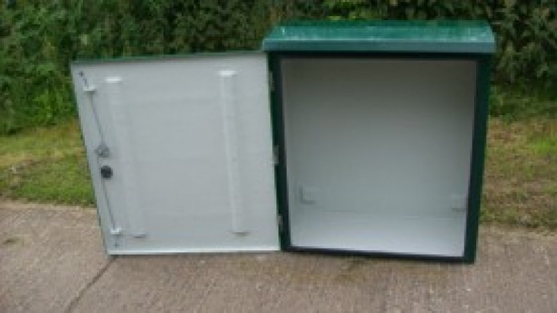 Gabinete elétrico GRP de porta única