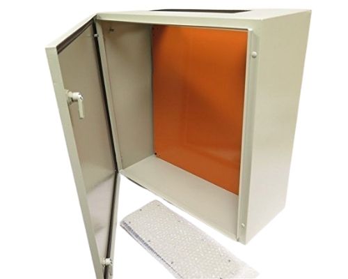 Caja IP65 con placa posterior