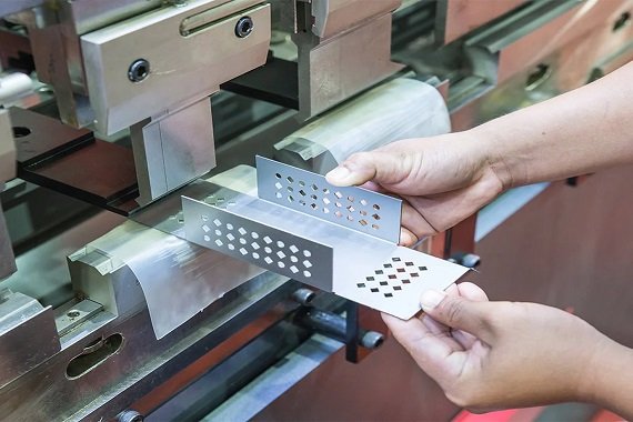 Fabrication de tôles sur mesure en Chine