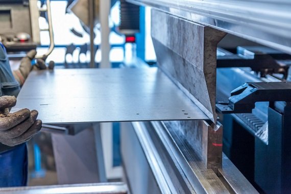 Fabrication de tôles sur mesure